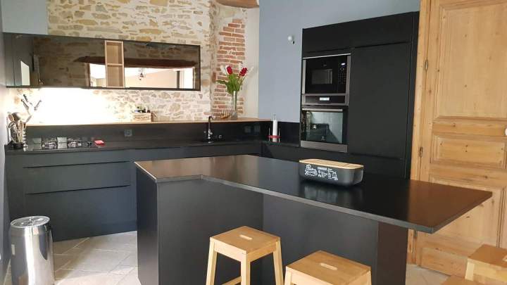 Bespoke kitchens Lyon