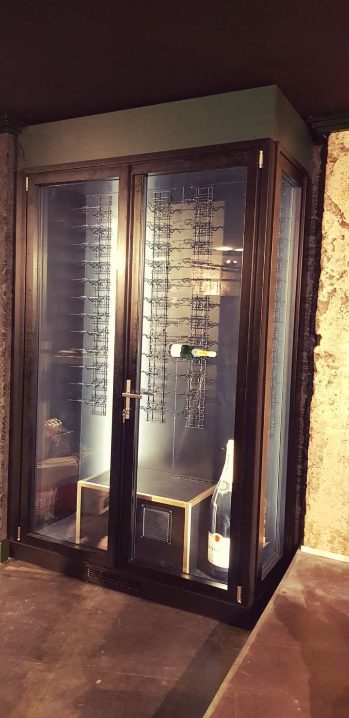  Wine Cellar Fabrication Lyon