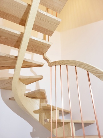 Fabrication d'un escalier sur-mesure débillardé Saint Tropez
